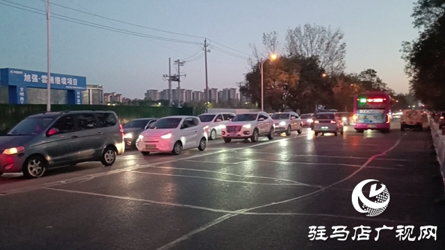 车道不足致路口拥堵 天中山大道此路段盼改造