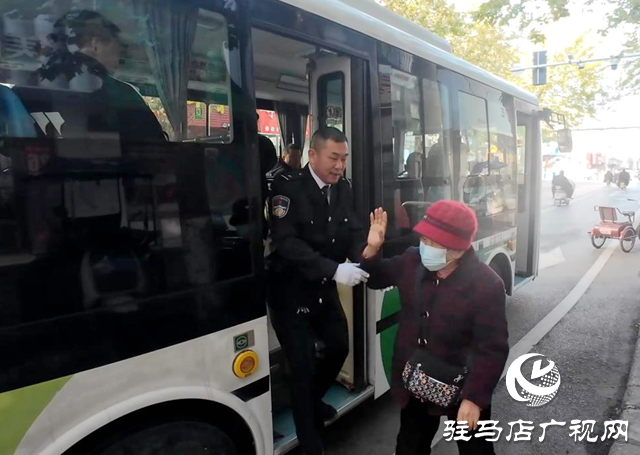 正阳县：开通“敬老爱老”公交专线 暖心守护银发族出行