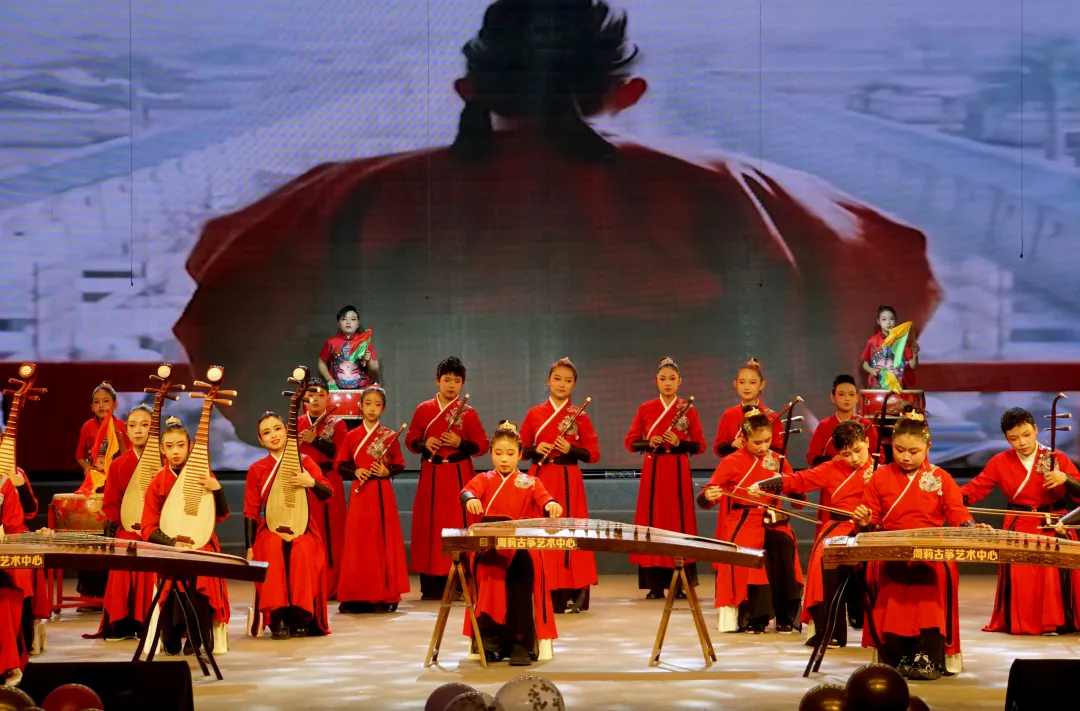 马踏新春•星耀天中一一驻马店市第八届少儿春节文艺晚会开启招募