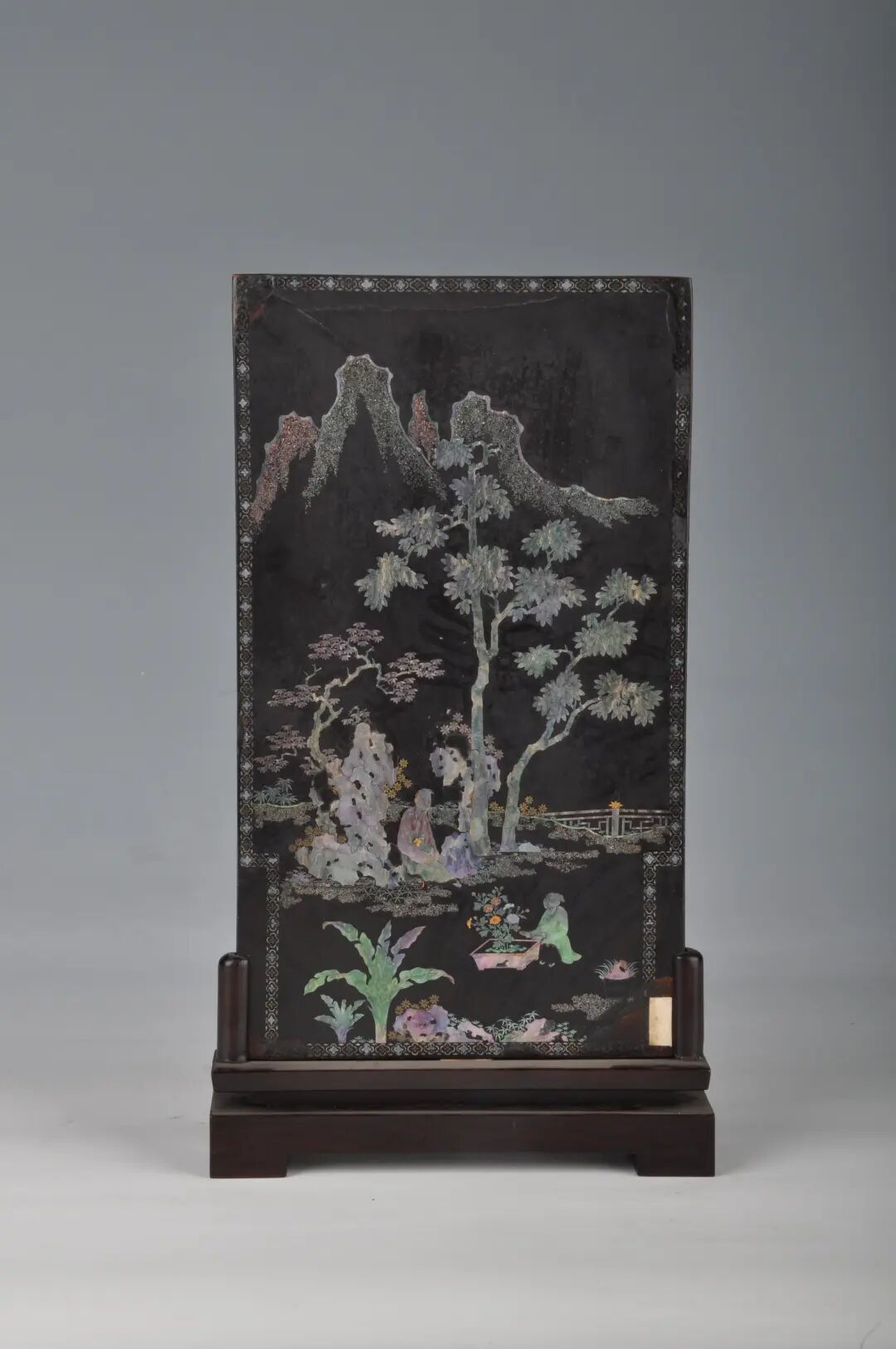 每日文物丨这块螺钿插屏，定格了陶渊明的悠然一刻