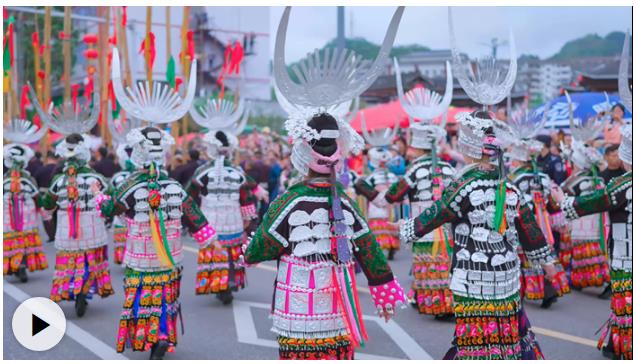 学习·知行丨微视频：习近平情系文艺事业发展