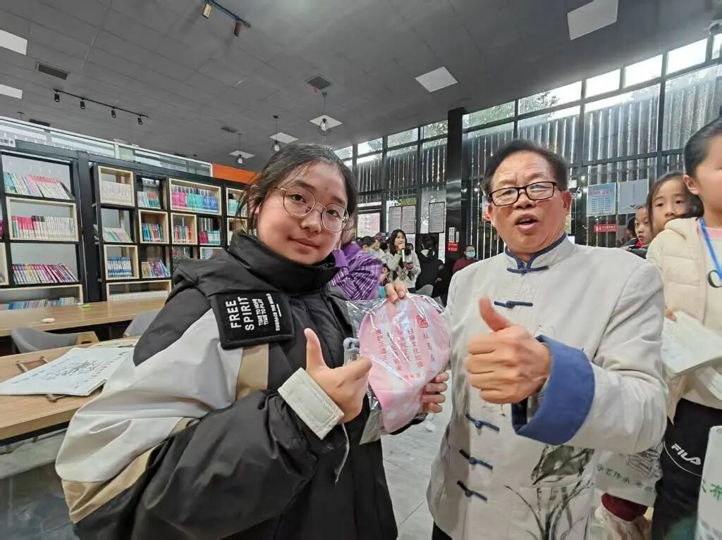 穿“梭”时光 “布”里生花