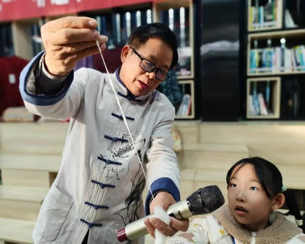 穿“梭”时光 “布”里生花