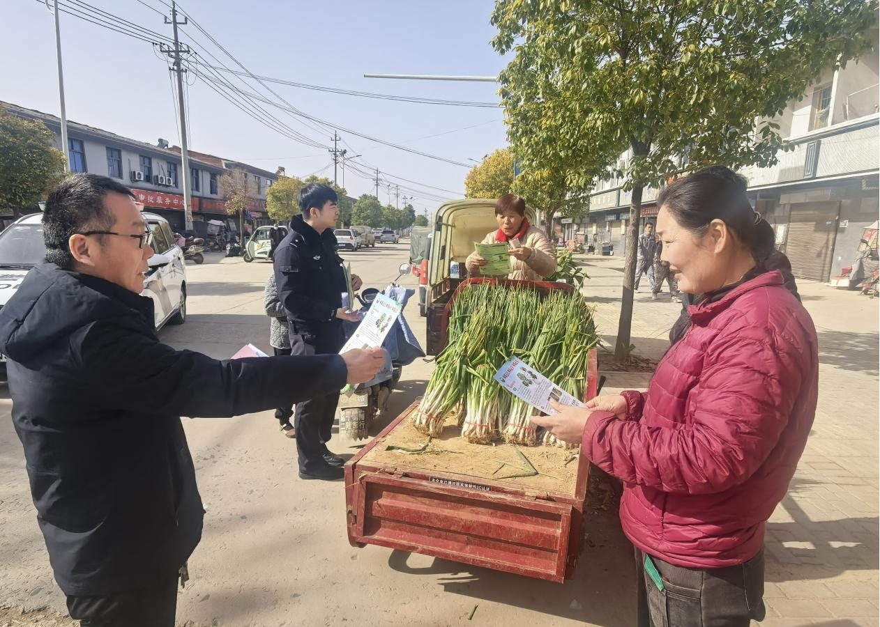 遂平县槐树乡：筑牢乡村禁毒防线 守护绿色无毒家园