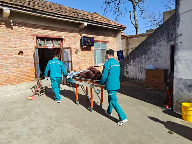 驻马店市第一人民医院推出&ldquo;诊疗+转运&rdquo;闭环服务，暖心护送患者到家