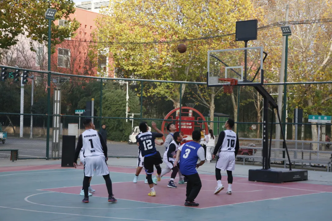 燃竞技烽火 铸政法铁军——平舆县人民检察院联合平舆县公安局举行篮球友谊赛