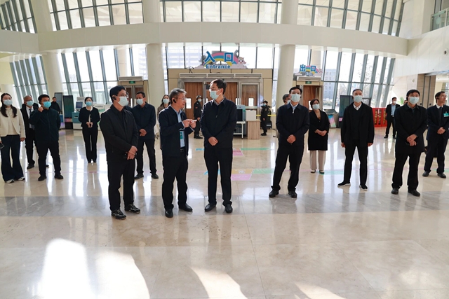 心系医保民生 督导便民实效——市政协观摩团一行莅临驻马店市中心医院调研指导