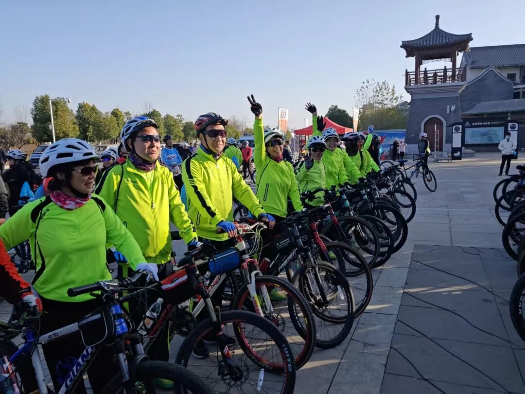 皇家驿站“破风”！骑遇练江湖·乐游天之中