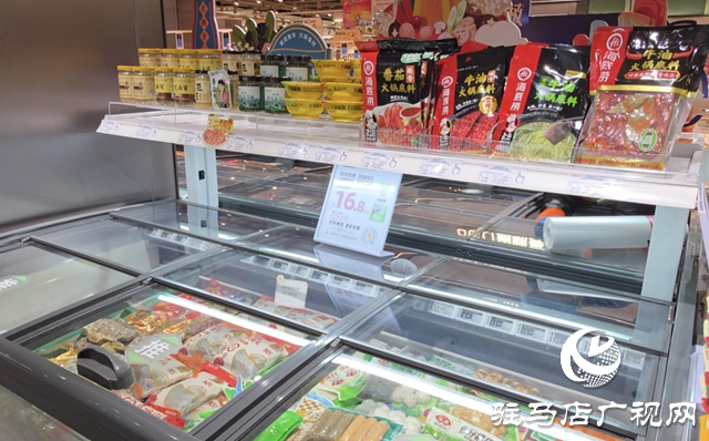 天气转凉 超市火锅食材销量攀升