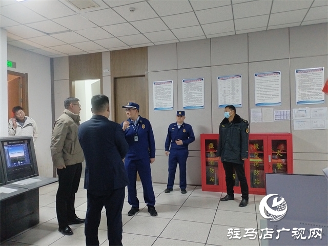  示范区消防救援大队联合多部门开展高层住宅小区消防安全集中夜查行动