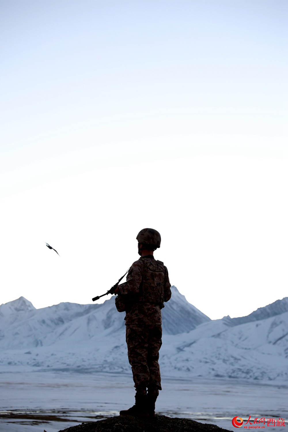 他们站立的地方，就是中国