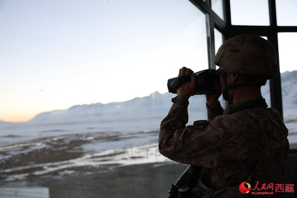 他们站立的地方，就是中国