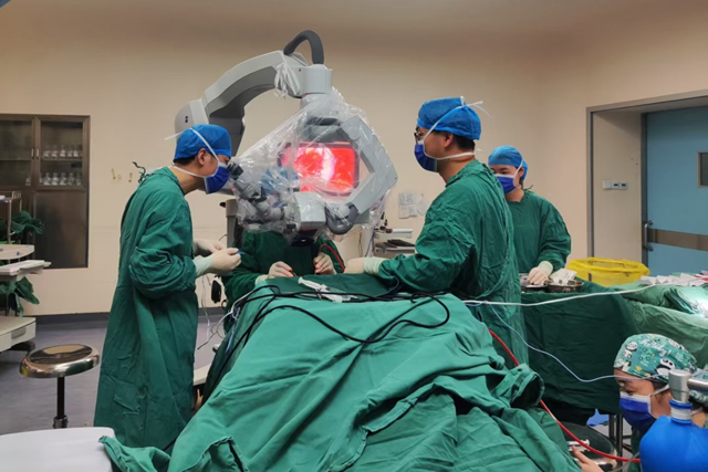 生死竞速！神经外科成功拆除颅内“定时炸弹”