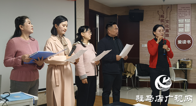 驻马店职工夜校美化声音班举行“绕口令”课程结业展演