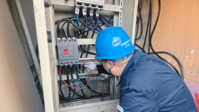 国网新蔡县供电公司：电力暖冬护“夕阳” 情系敬老院保供电