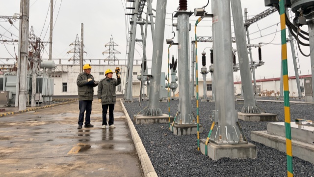 国网确山县供电公司:战寒潮 保供电