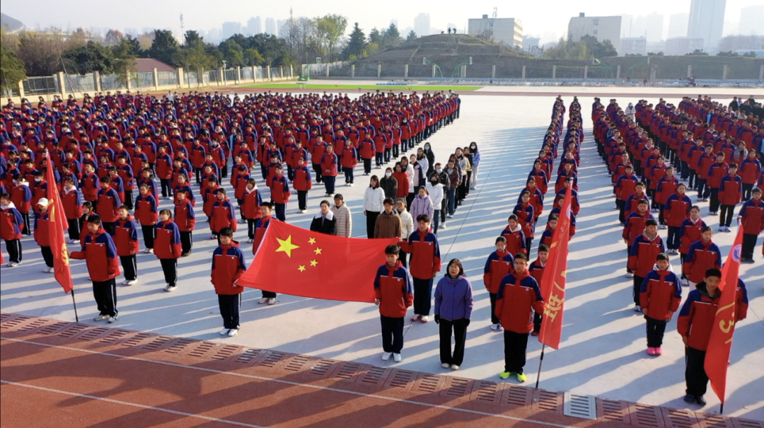  赛场竞风流 逐梦向未来——驻马店市第二十初级中学冬季长跑运动会圆满落幕
