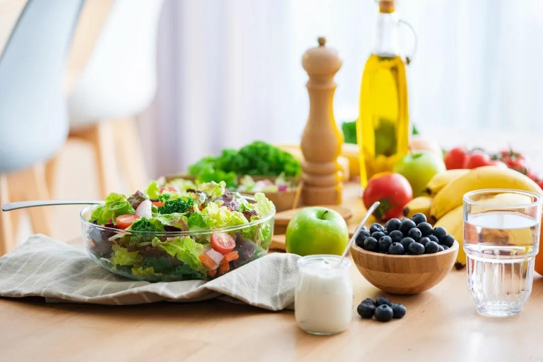 熬夜时心脏“咯噔”一下,危险吗?