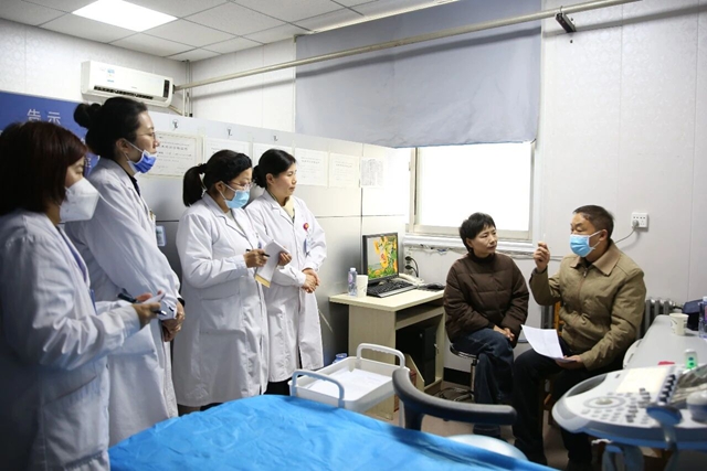 市产前诊断中心专家组莅临驻马店市第一人民医院指导工作