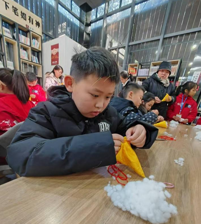 一针一线 “布”童凡响