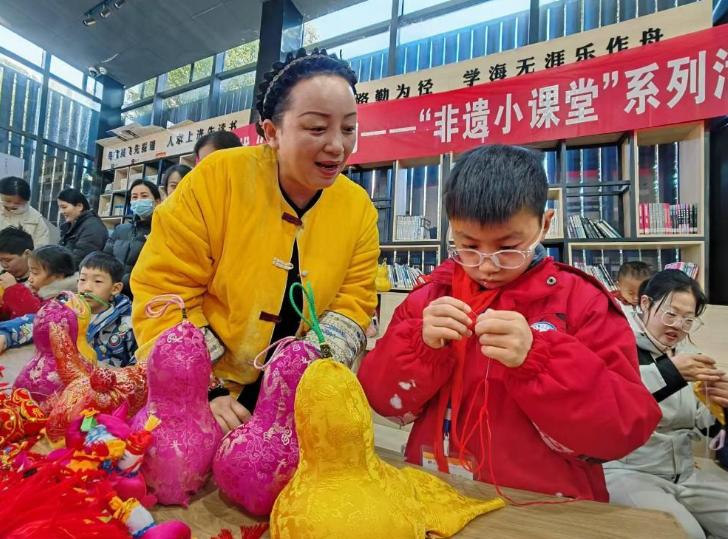 一针一线 “布”童凡响