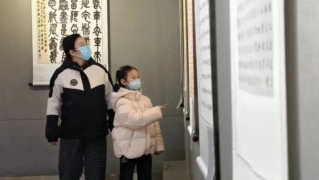 笔耕终有获！“相期与来”驻马店职工书法展开幕，墨香里藏着匠心与热爱