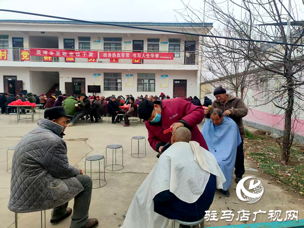 平舆县在西洋店吴湾村新时代文明实践站举办“我们的节日·冬至”敬老饺子宴文明实践活动