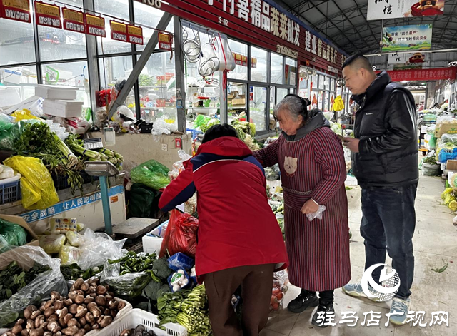 部分蔬菜价格走高 西红柿价格柿不可挡