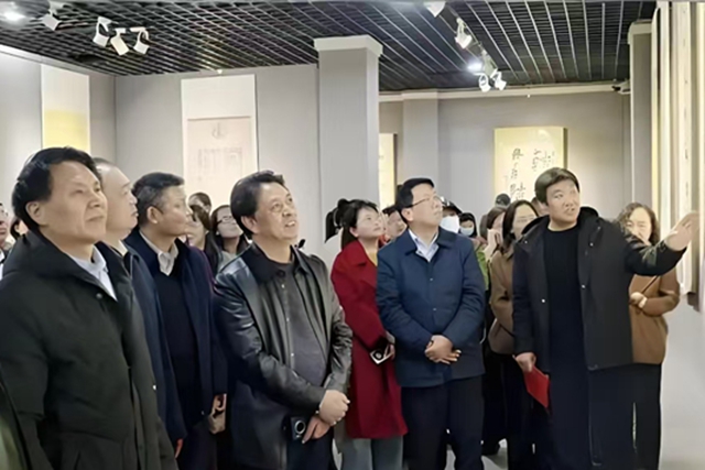 驻马店市第九期职工书法公益培训班结业展开展