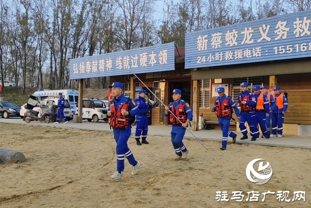 以法为纲 砺剑为民&mdash;&mdash;新蔡红十字蛟龙救援队深学笃行党的二十届四中全会精神