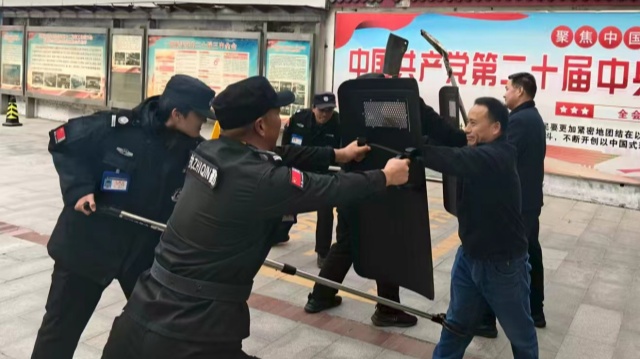 国网汝南县供电公司：开展反恐怖法宣传活动