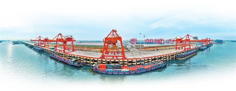 河南省投运首个百万级专用集装箱码头