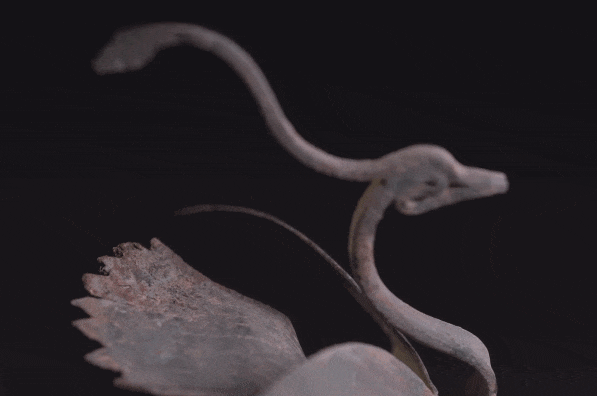 文博日历丨如何用青铜做出轻盈感？古人用几根线说明白了