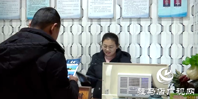 元旦旅游市场升温 市民热衷“南下避寒 北上玩雪”