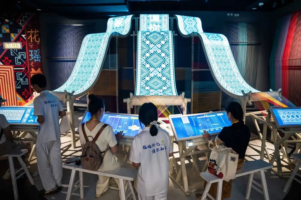 加快建设文化强国