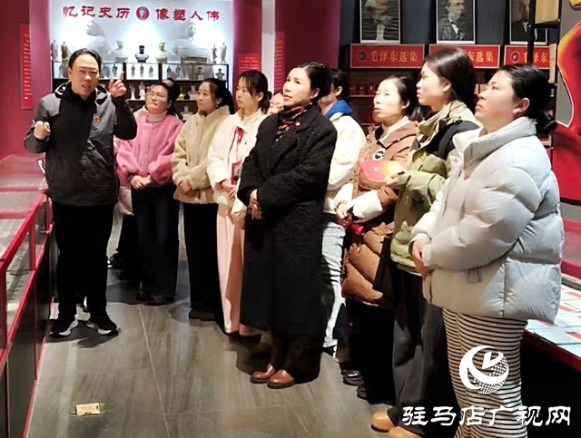 确山红色记忆馆：一刀一剪忆峥嵘 56米长卷敬伟人