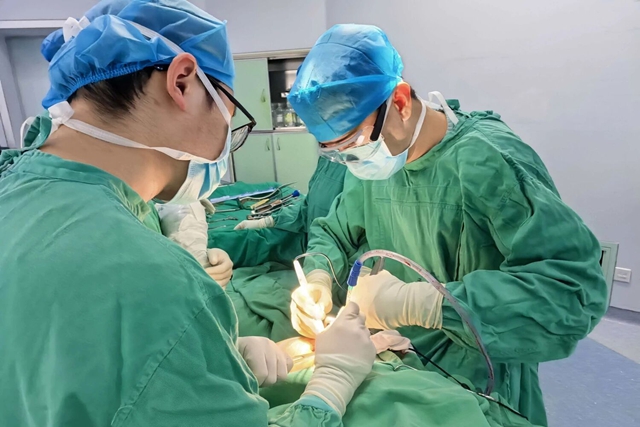 一次摔倒引发的多学科“生命保卫战”