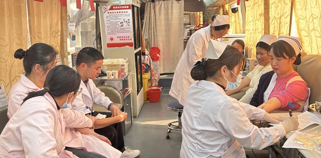 热血暖寒冬 仁心护安康——驻马店市第二中医院开展年末无偿献血公益活动