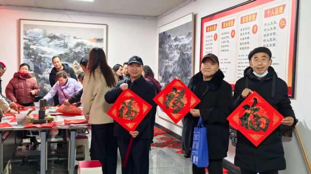 【展讯】今日开展! “笔启新程・纸绘华年”2026年驻马店市迎元旦书画作品展邀您参观!
