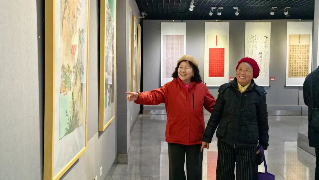 【展讯】今日开展! “笔启新程・纸绘华年”2026年驻马店市迎元旦书画作品展邀您参观!