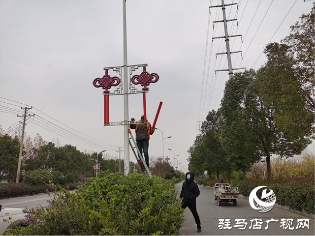 开发区城市管理事务中心 点亮城市迎元旦 全力维修景观灯
