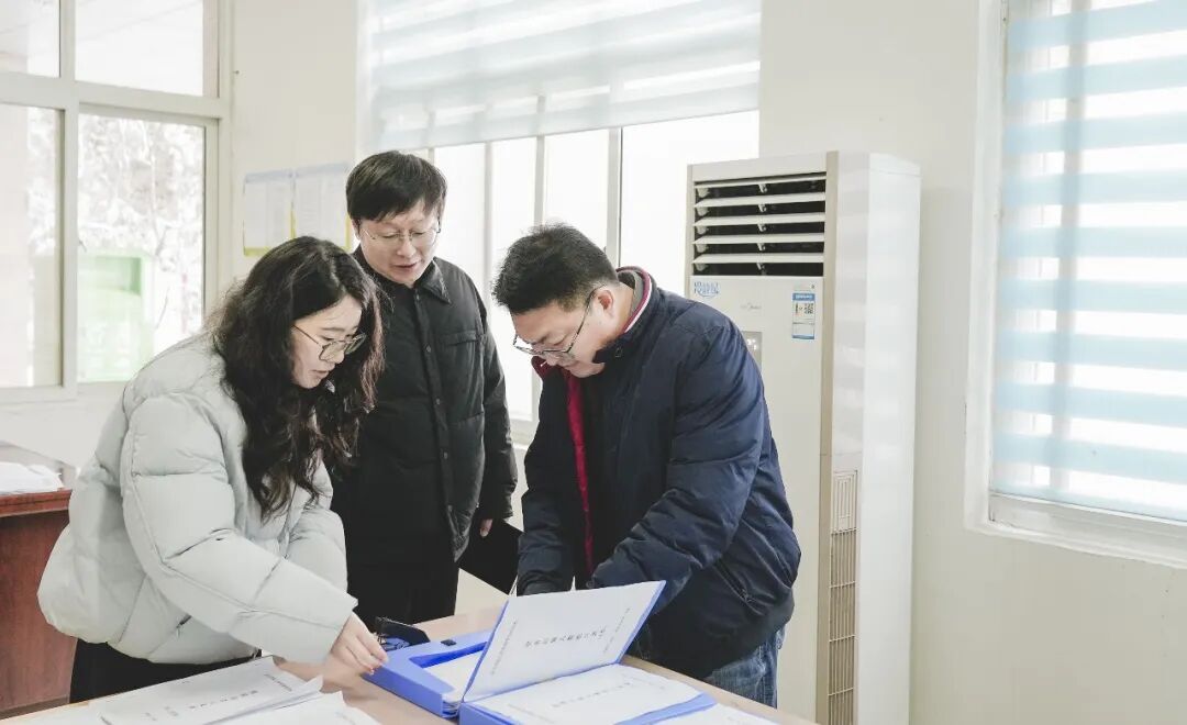  新年伊始 暖意融融——驻马店幼儿师范高等专科学校开展校园安全专项检查暨留校学生慰问活动