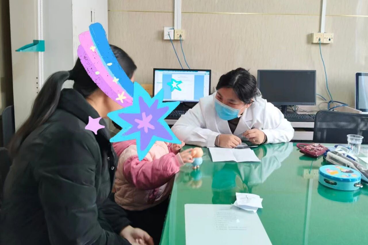 省级专家面对面 守护儿童“零距离”——河南省儿童医院专家走进驻马店市第一人民医院开展义诊活动