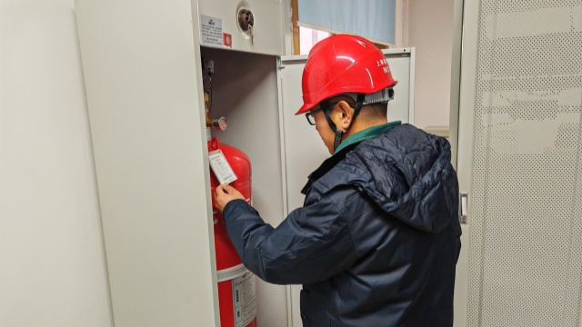 国网上蔡县供电公司：开展信息机房消防安全排查 筑牢安全运行防线