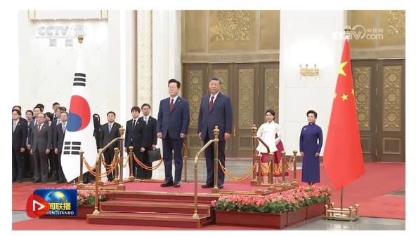 习近平同韩国总统李在明举行会谈