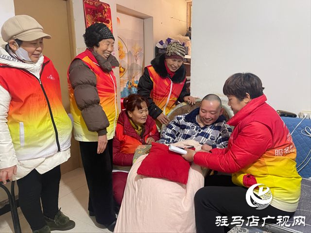 天中义工开展“幸福来敲门”活动 温暖空巢老人与残疾人