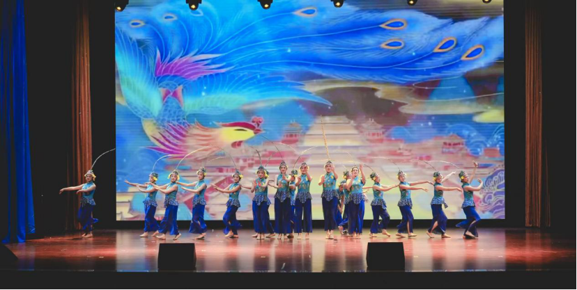 驻马店幼儿师范高等专科学校五年制大专部迎新春晚会暨教学成果汇报演出圆满举行