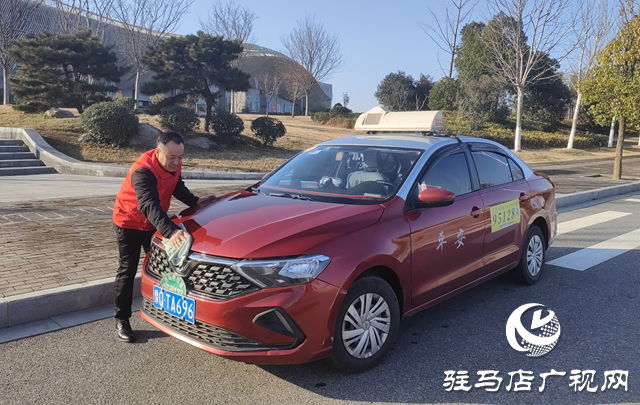 【天中光荣榜】刘廷顺：十八年执着坚守 车轮上传递“志愿红”