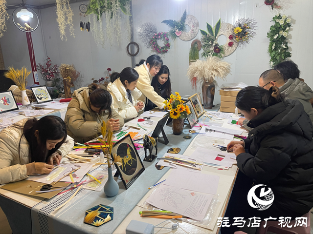 麦秆画DIY体验让非遗文化“活”起来