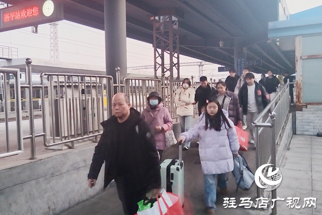 西平火车站调图增能 加开四趟列车优化出行服务